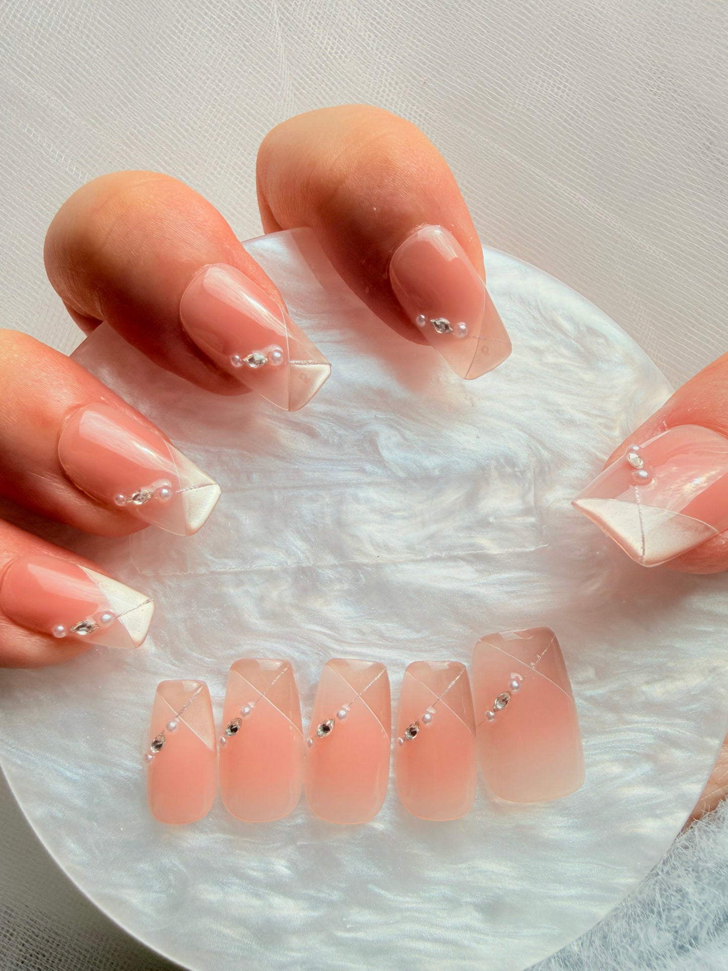 Square Nude Press-On Nails – Silent Geometry