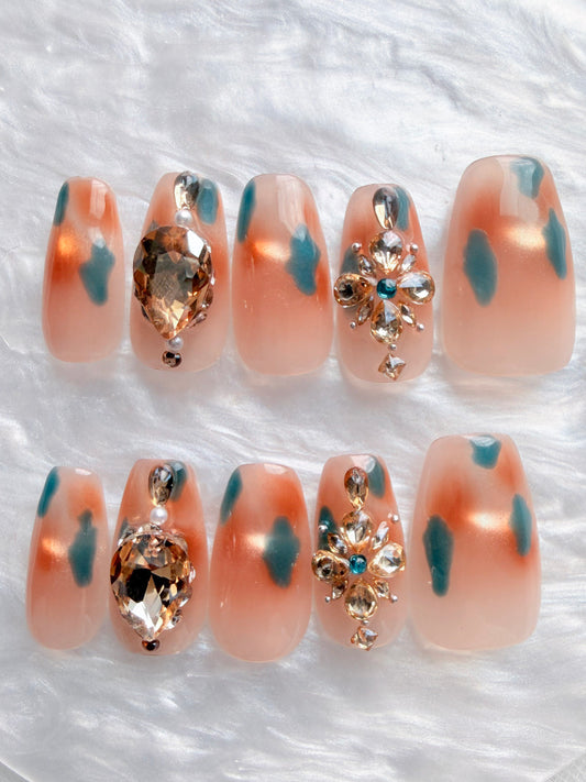 Square Abstract Crystal Press-On Nails – Modern Canvas