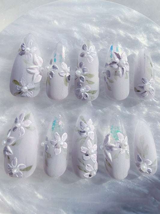 Medium Almond Floral Press-On Nails – Lavender Whisper